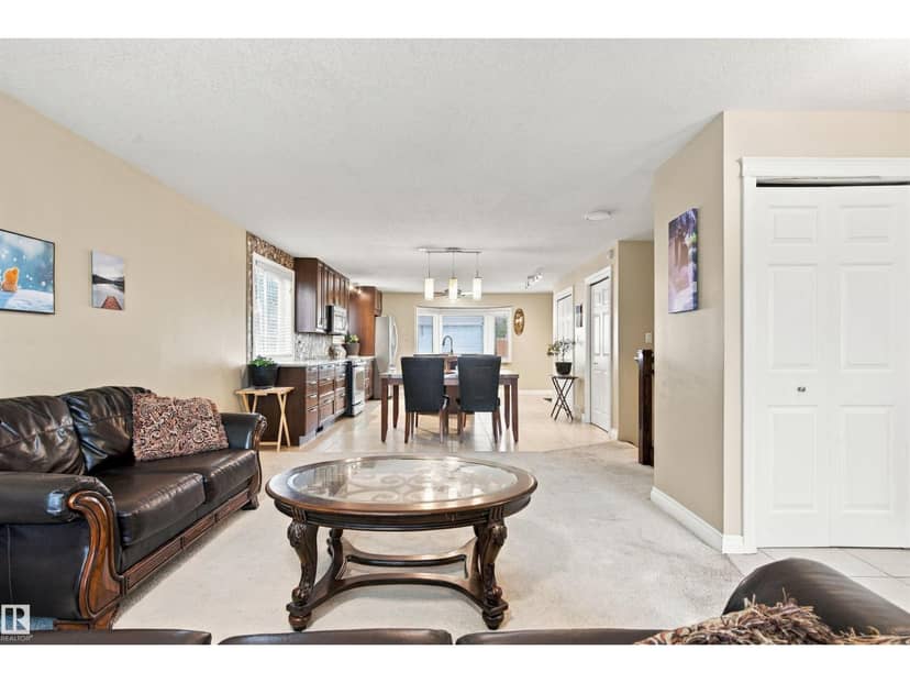 18208 99 AV NW, Edmonton, photo 8