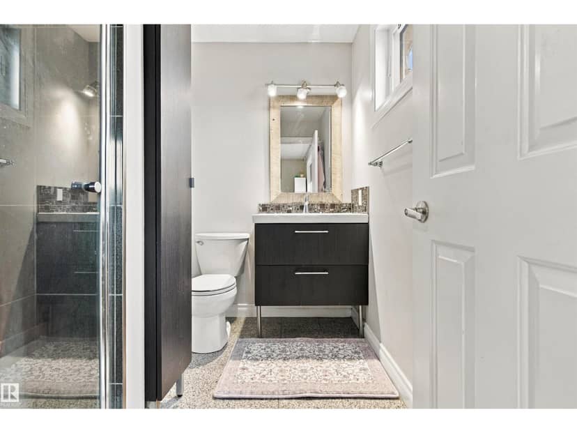 18208 99 AV NW — photo 22 of 40