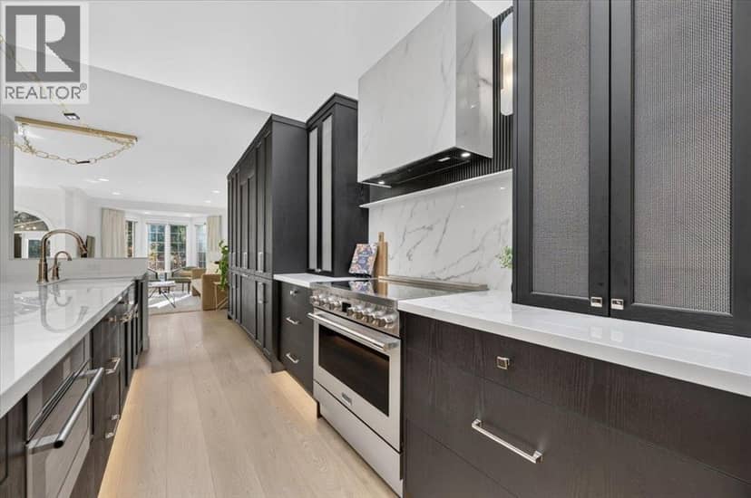 914 Royal Avenue SW — photo 14 of 40