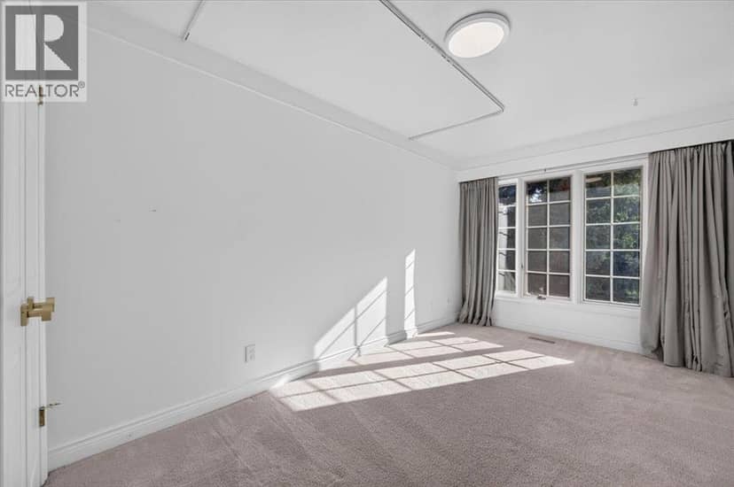 914 Royal Avenue SW — photo 36 of 40