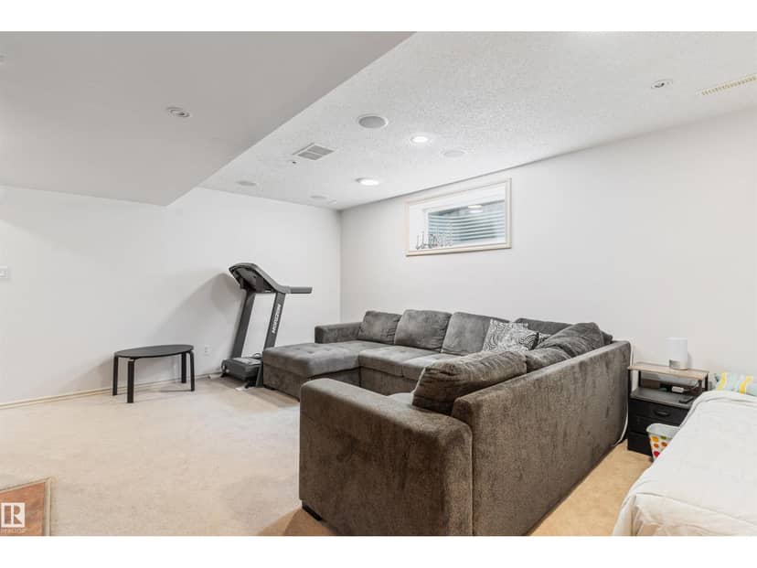 1075 McKinney Gr NW — photo 39 of 40