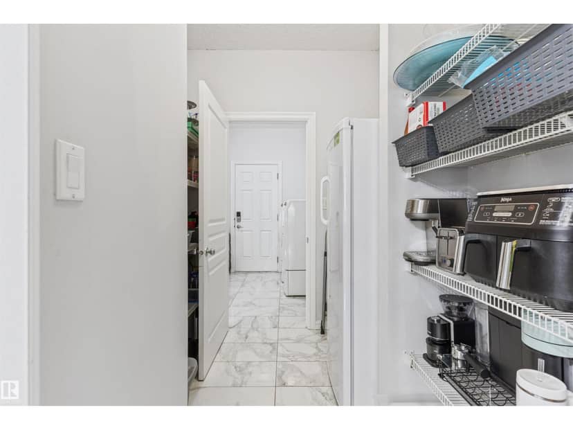 1075 McKinney Gr NW — photo 21 of 40
