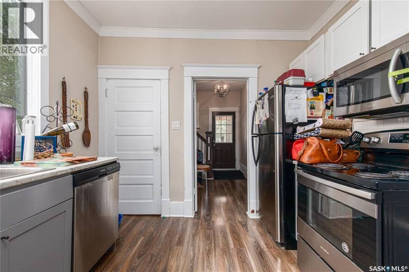 1059 Willow AVENUE — photo 11 of 40