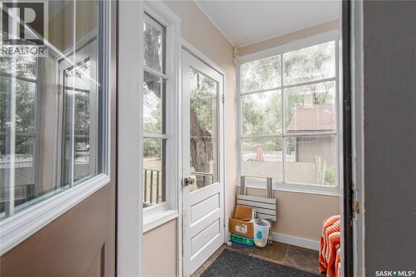 1059 Willow AVENUE — photo 32 of 40