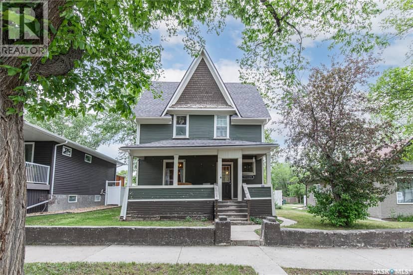 1059 Willow AVENUE — photo 3 of 40