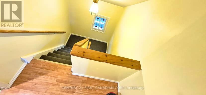 711 Little Grey Street — photo 9 of 20