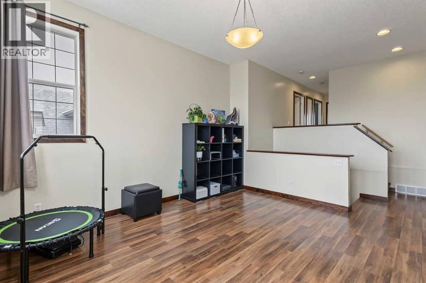 279 Panamount Hill NW — photo 16 of 40