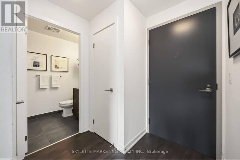 414 - 38 Forest Manor Road, Toronto, photo 5
