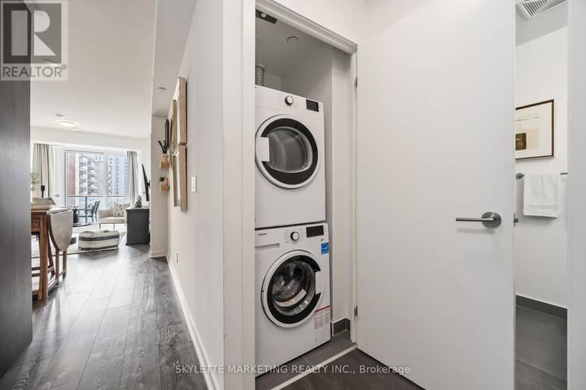 414 - 38 Forest Manor Road, Toronto, photo 7