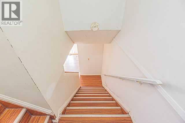 136 Castleridge Drive NE — photo 26 of 40