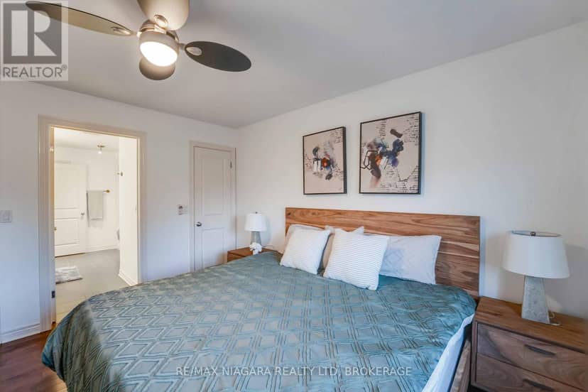 22 Henley Court — photo 16 of 37