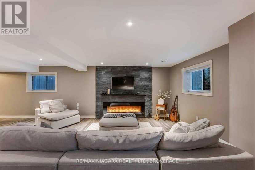 22 Henley Court — photo 17 of 37