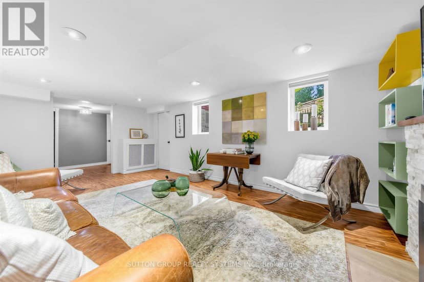 4 Brule Crescent — photo 19 of 36