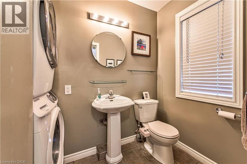 47 HILLTOP Drive, Ayr, photo 7