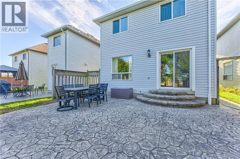47 HILLTOP Drive — photo 33 of 40
