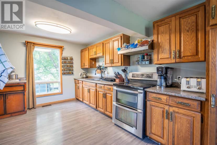 833 Highway 552 E — photo 6 of 37
