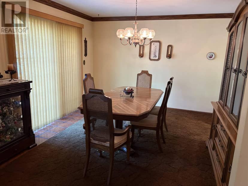 7 Panoramic DR — photo 3 of 18