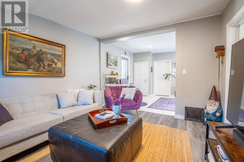 117 Biggings AVE — photo 15 of 35