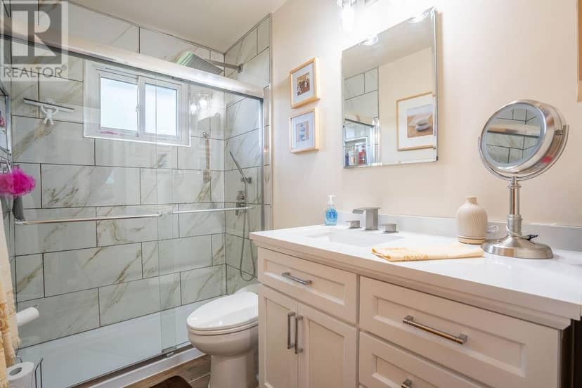 131 Allard ST — photo 19 of 33