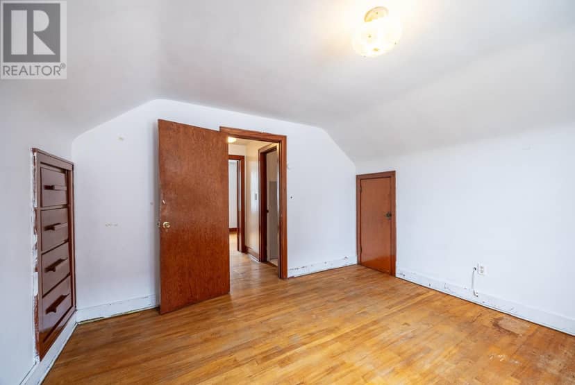 197 Wallace TER — photo 21 of 33