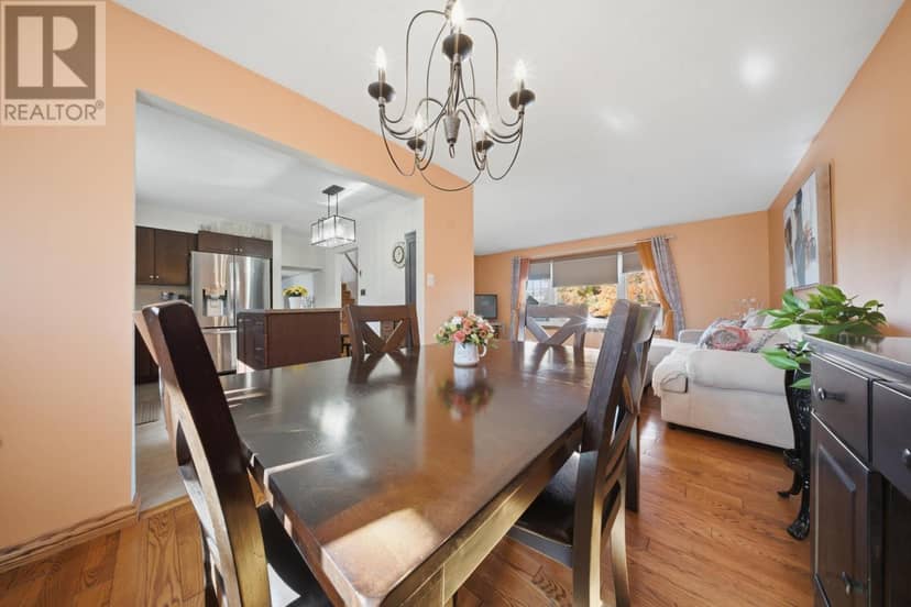 70 Country Club PL — photo 11 of 40