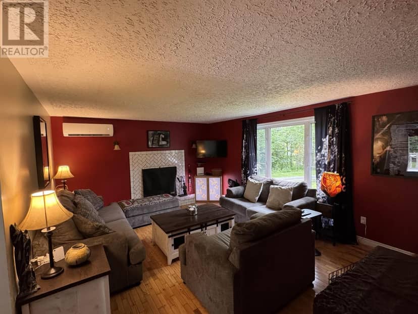 2547 Pleasant Valley Road — photo 8 of 31