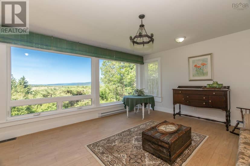 3648 Highway 1 — photo 15 of 40