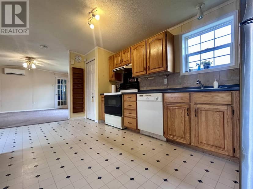 27 High Street Estates — photo 10 of 17
