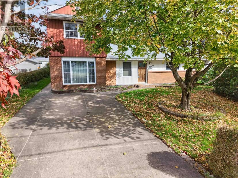 15 Kincardine Drive, Dartmouth, photo 3
