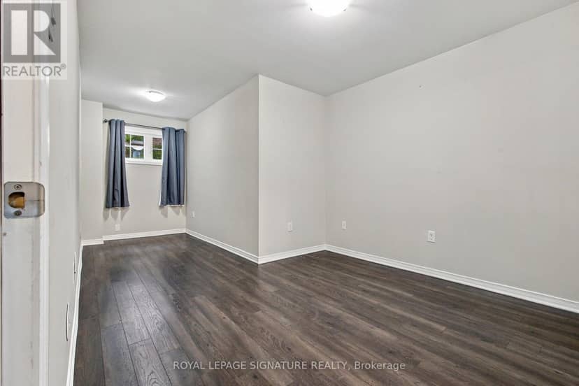 61 - 2441 Greenwich Drive — photo 20 of 35