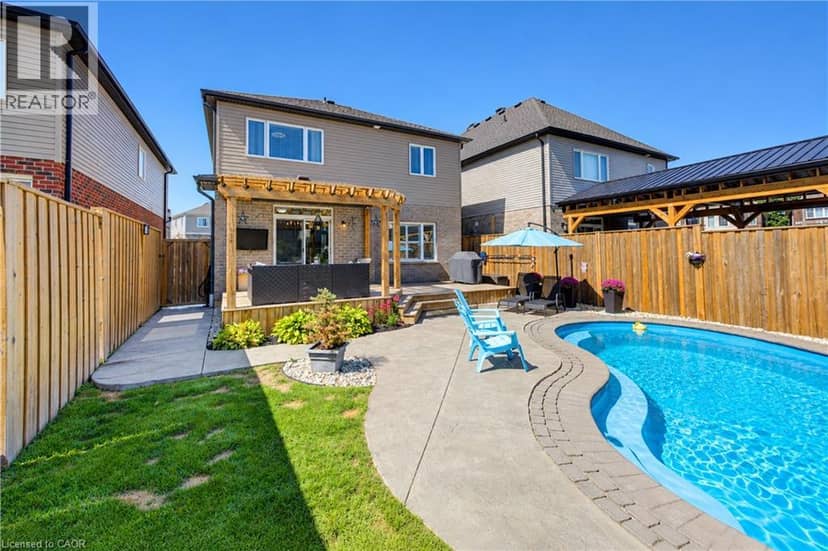 428 FREURE Drive — photo 40 of 40