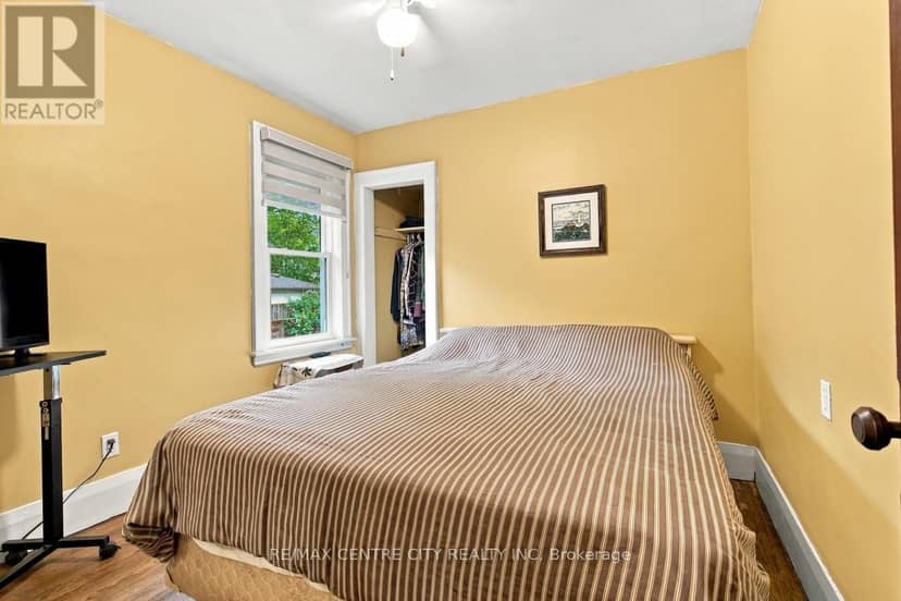 649 Emery Street E — photo 18 of 40