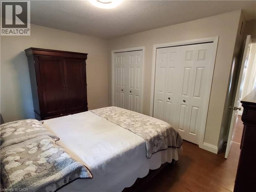 14 JOSHUA Court — photo 10 of 34