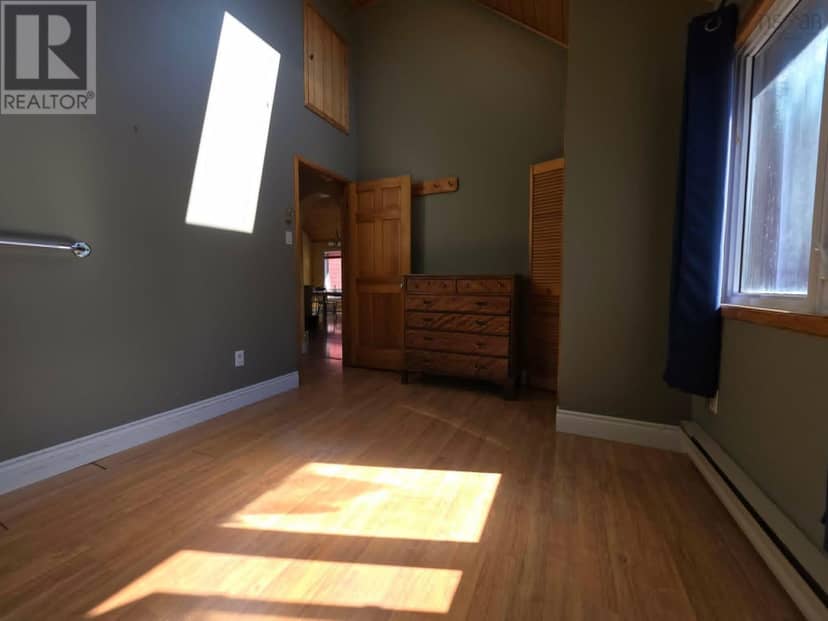 251 Bayview Drive — photo 34 of 40