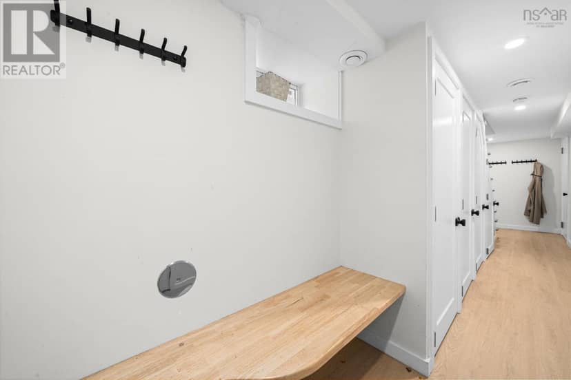 6029 Inglis Street — photo 18 of 40