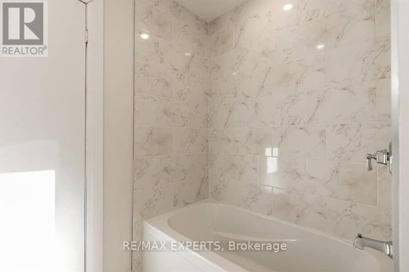 529 Burnham Street — photo 17 of 40