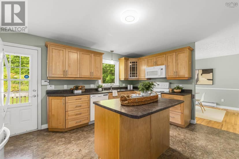 1171 Old Sambro Road — photo 10 of 40