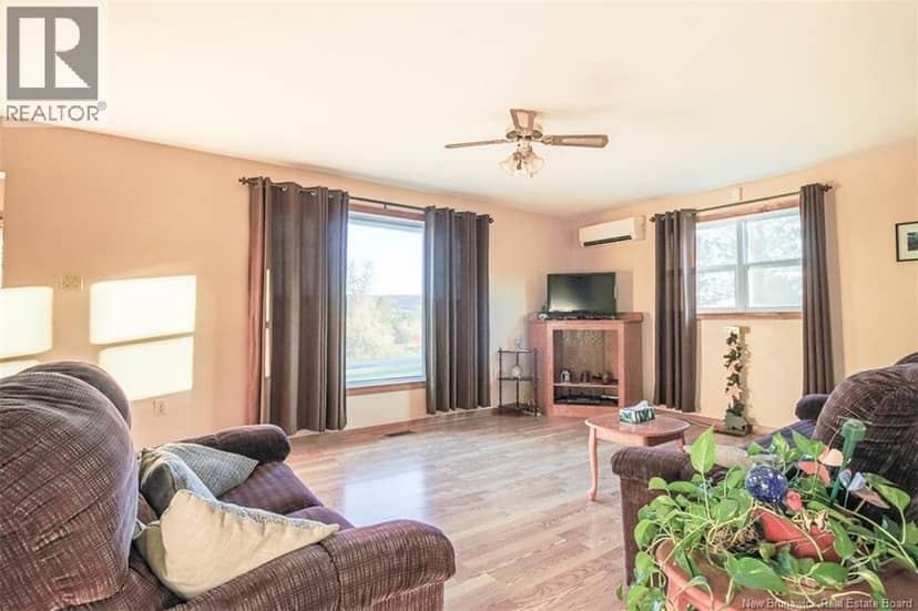 186 Sands Road — photo 11 of 24