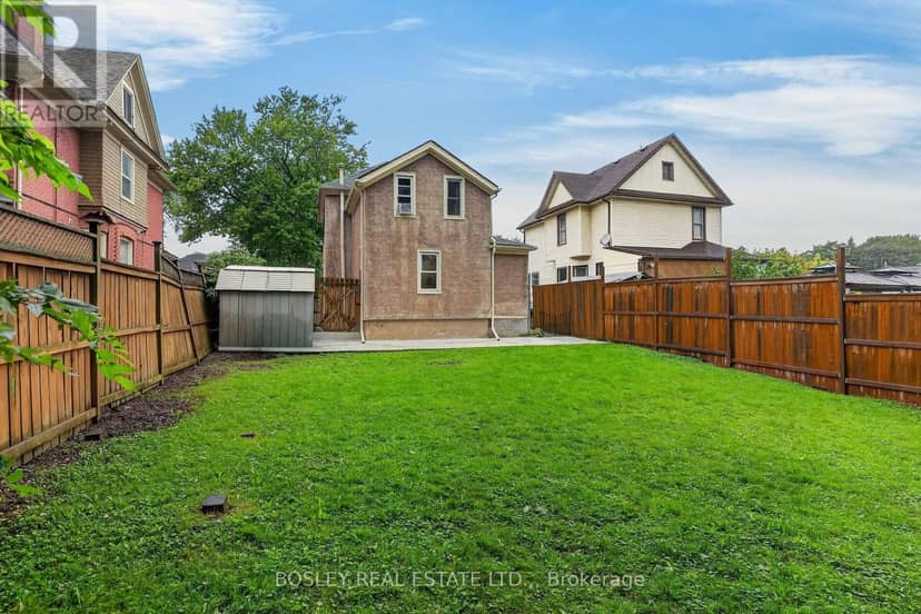 5186 McGlashan Crescent — photo 33 of 39