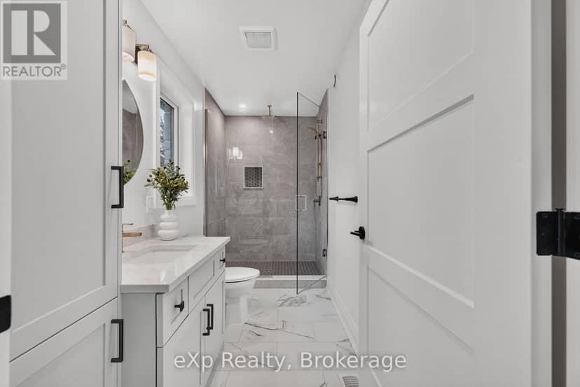 167 Margaret Street S — photo 20 of 40