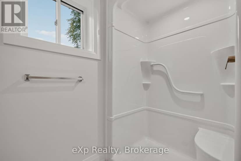 167 Margaret Street S — photo 40 of 40