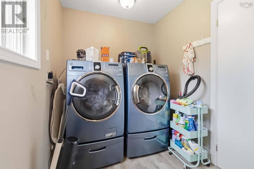 69 Jamie Drive — photo 22 of 40