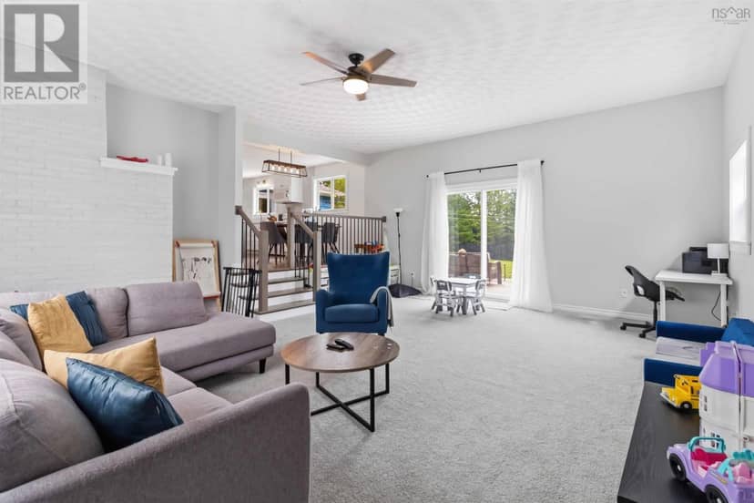 69 Jamie Drive — photo 11 of 40