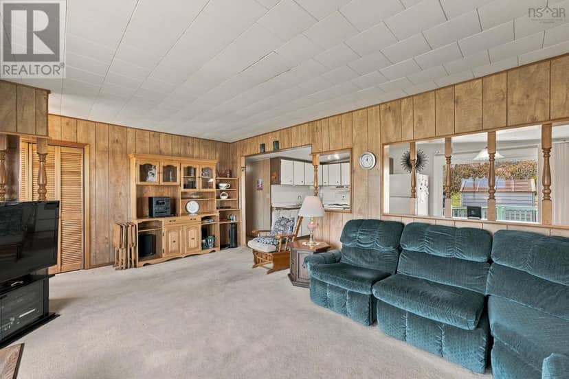 80 Patrice Road — photo 10 of 34