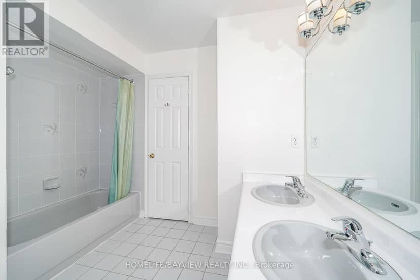 580 Elgin Mills Road W — photo 28 of 40
