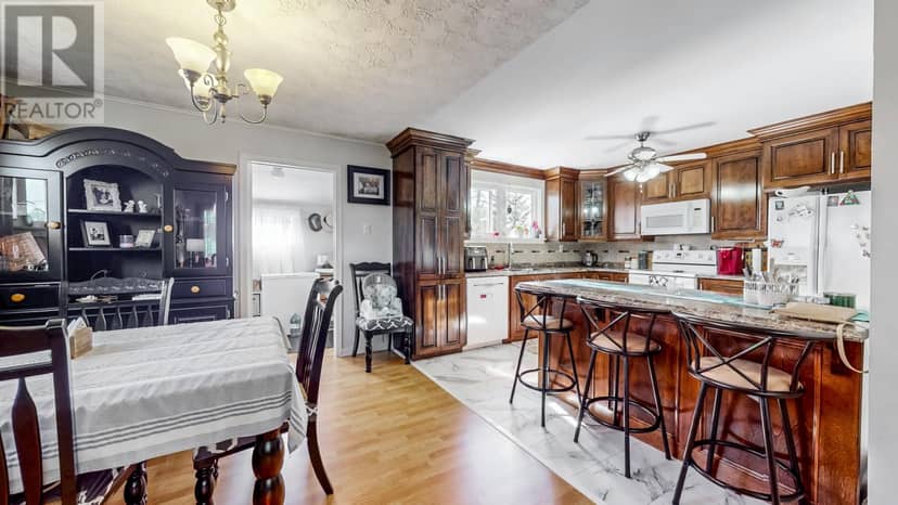 11 Irving Drive — photo 11 of 19