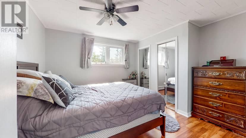 11 Irving Drive — photo 13 of 19