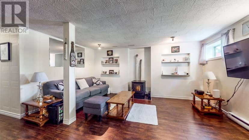 11 Irving Drive — photo 19 of 19