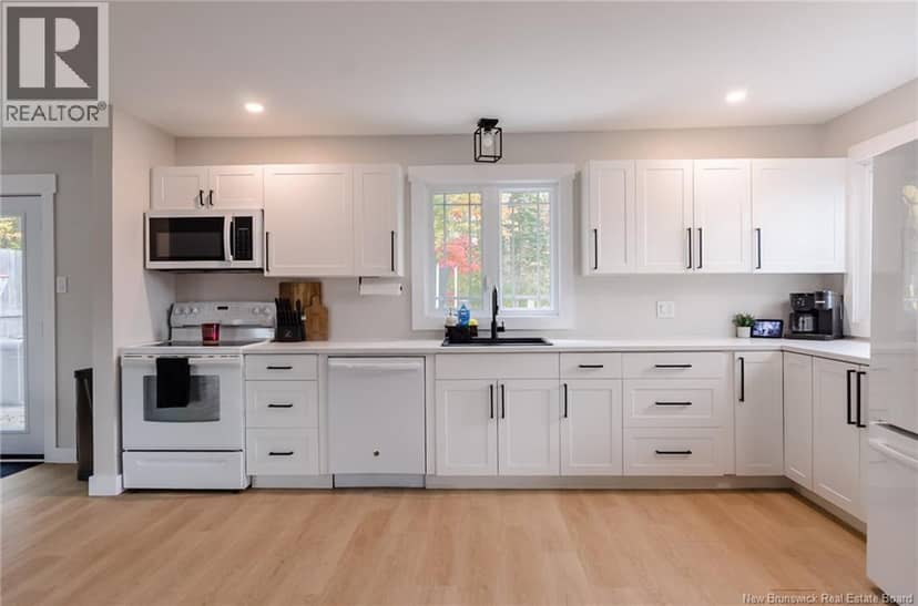 235 Highfield Avenue — photo 6 of 38