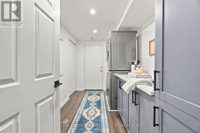 32 Harbourview Crescent — photo 31 of 40
